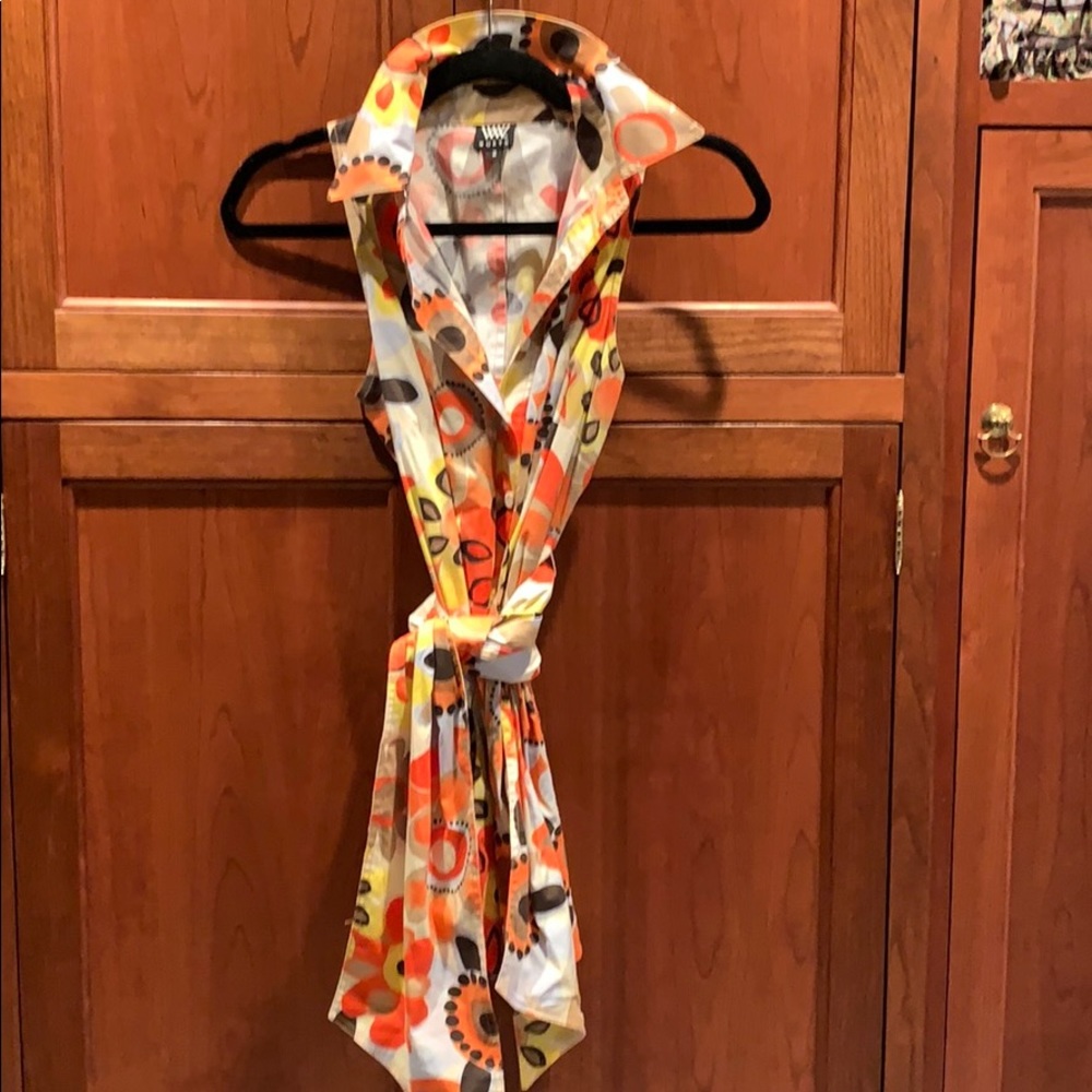 Floral mod top